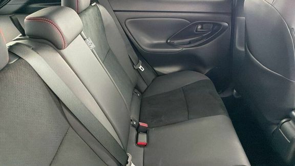 Toyota Yaris Cross Excel Black #40