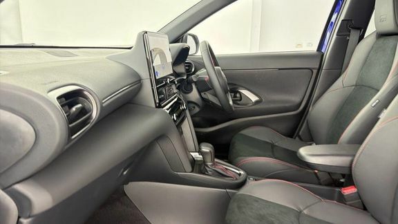 Toyota Yaris Cross Excel Black #37