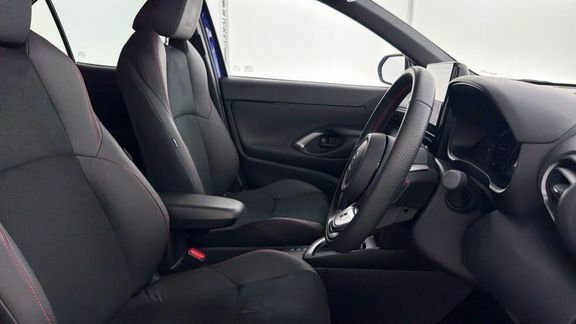 Toyota Yaris Cross Excel Black #44
