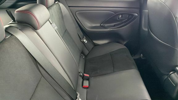 Toyota Yaris Cross Excel Black #8