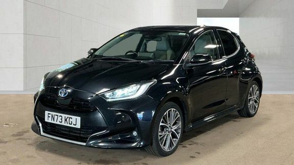 Toyota Yaris Excel Black #2