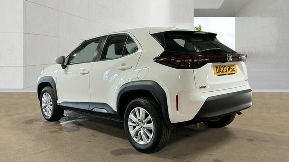Toyota Yaris Cross Icon Fwd White #3