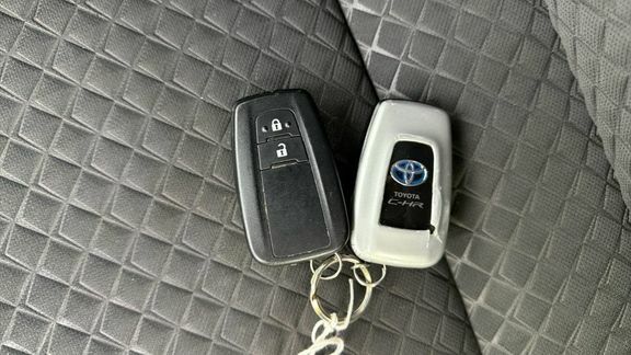 Toyota C-Hr Excel Black #27