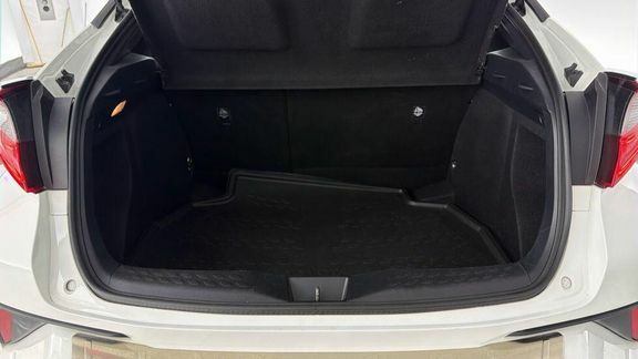 Toyota C-Hr Excel Black #40