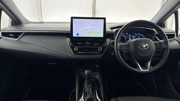 Toyota Corolla 1.8 Hybrid Excel Cvt White #33
