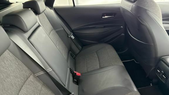 Toyota Corolla 1.8 Hybrid Excel Cvt White #8