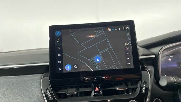 Toyota Corolla 2.0 Hybrid Excel #8