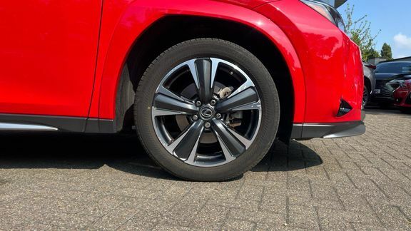 Lexus UX Ux 250H 4X2 Cvt Silver #23