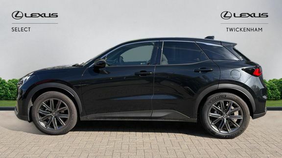 Lexus LBX Premium Plus Black #3