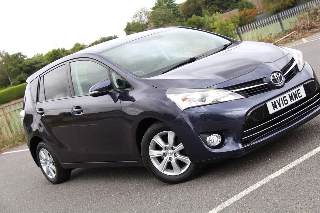Toyota Verso 1.6 D-4d Excel Navpan Rf Silver #5
