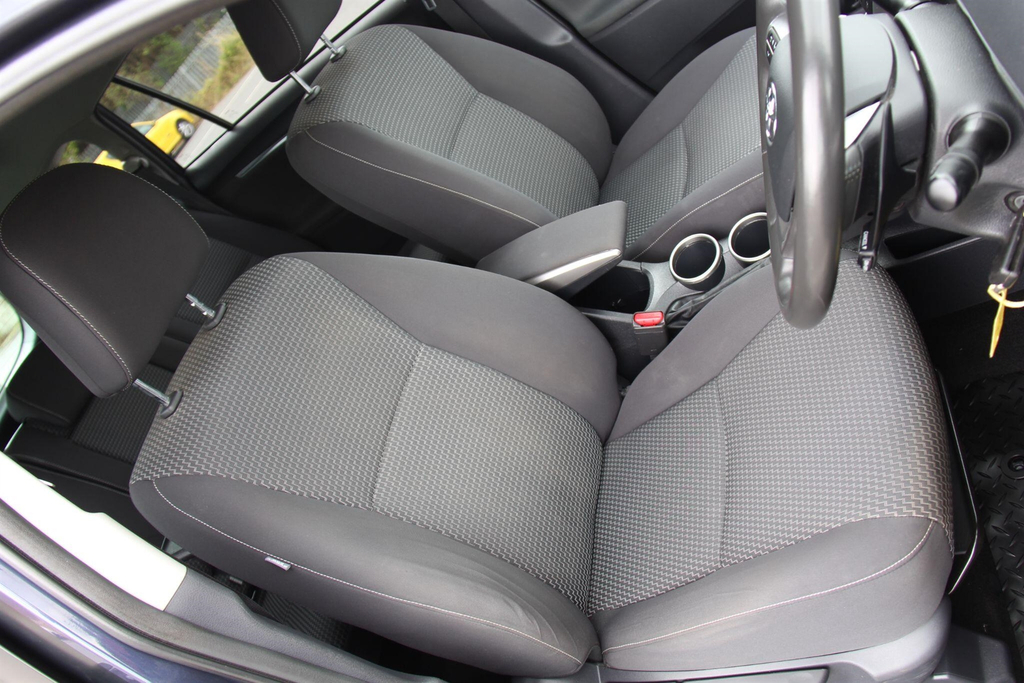 Toyota Verso 1.6 D-4d Excel Navpan Rf Silver #31