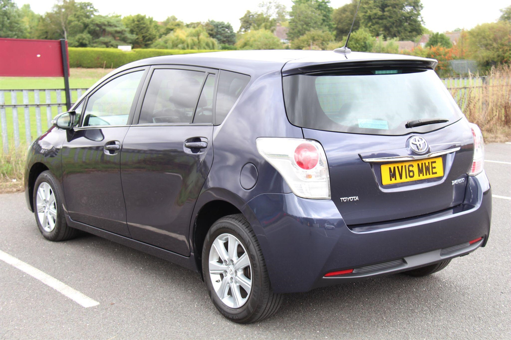 Toyota Verso 1.6 D-4d Excel Navpan Rf Silver #4