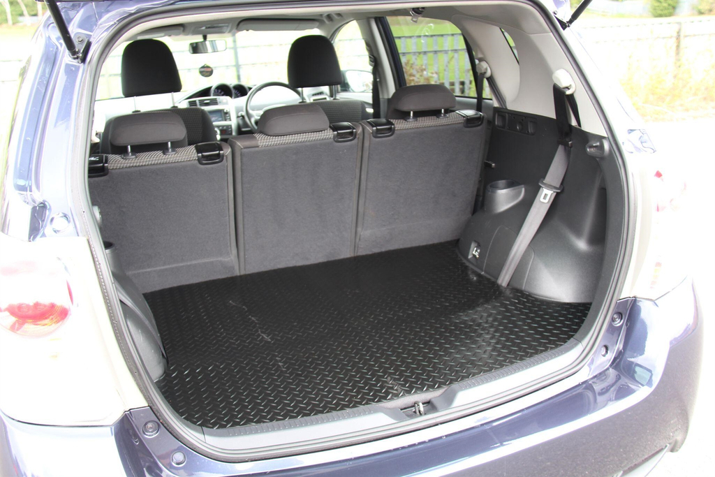 Toyota Verso 1.6 D-4d Excel Navpan Rf Silver #28
