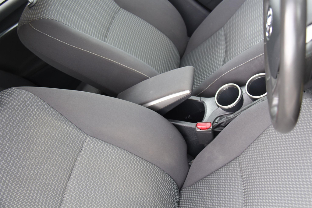 Toyota Verso 1.6 D-4d Excel Navpan Rf Silver #32