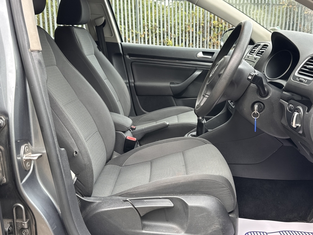 Volkswagen Golf 1.6 Tdi S Hatchback 105 Ps Blue #16