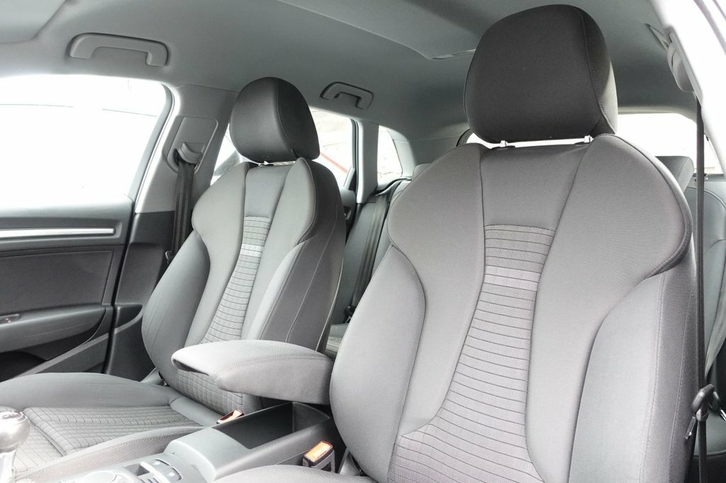 Audi A3 1L Sport BN17HMK Silver #3