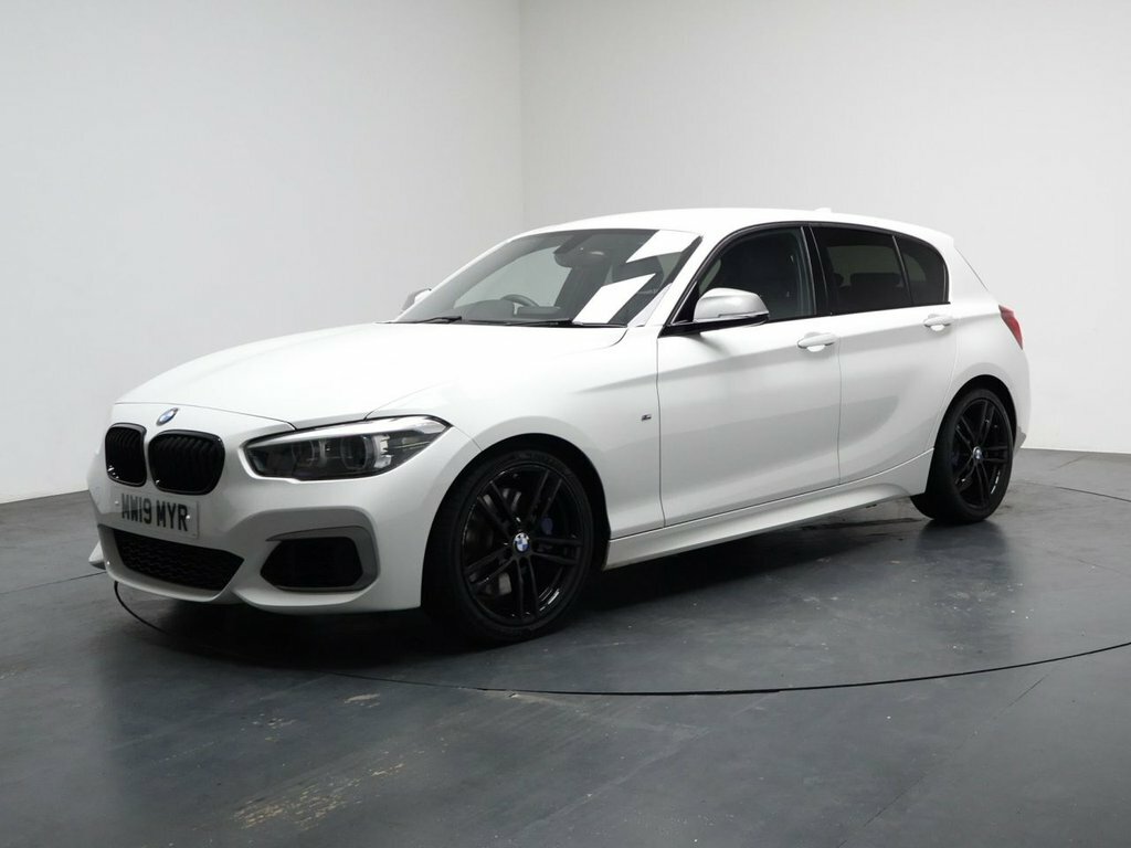 BMW 1 Series 3L Shadow Edition MW19MYR White #5