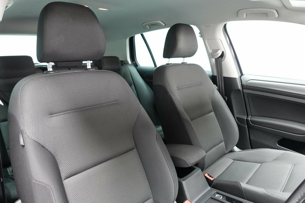 Volkswagen Golf 1.5L Match BV69VVA Black #2