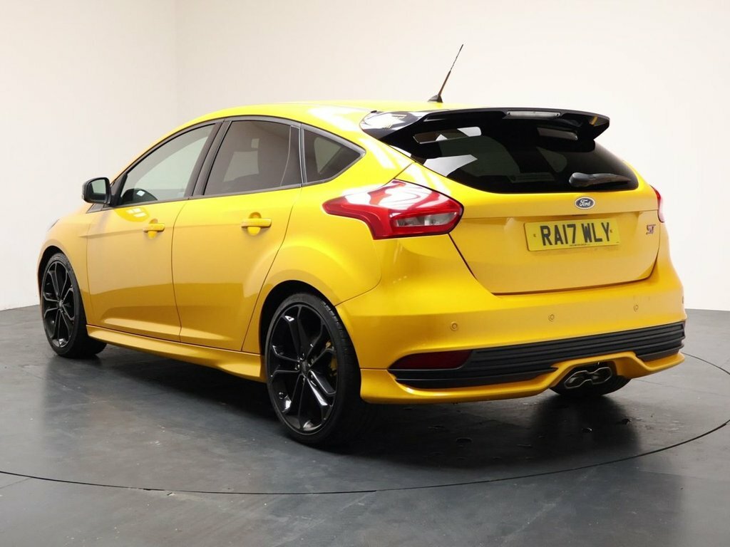 Ford Focus 2L St-3 RA17WLY Yellow #6
