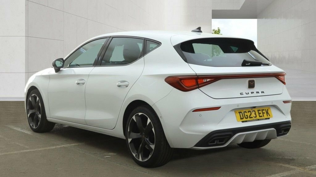 Cupra Leon 1.5L V1 White #4