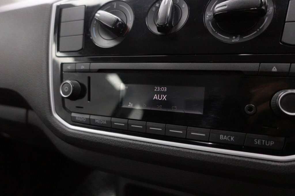 Volkswagen Up 1L Take Up Black #3