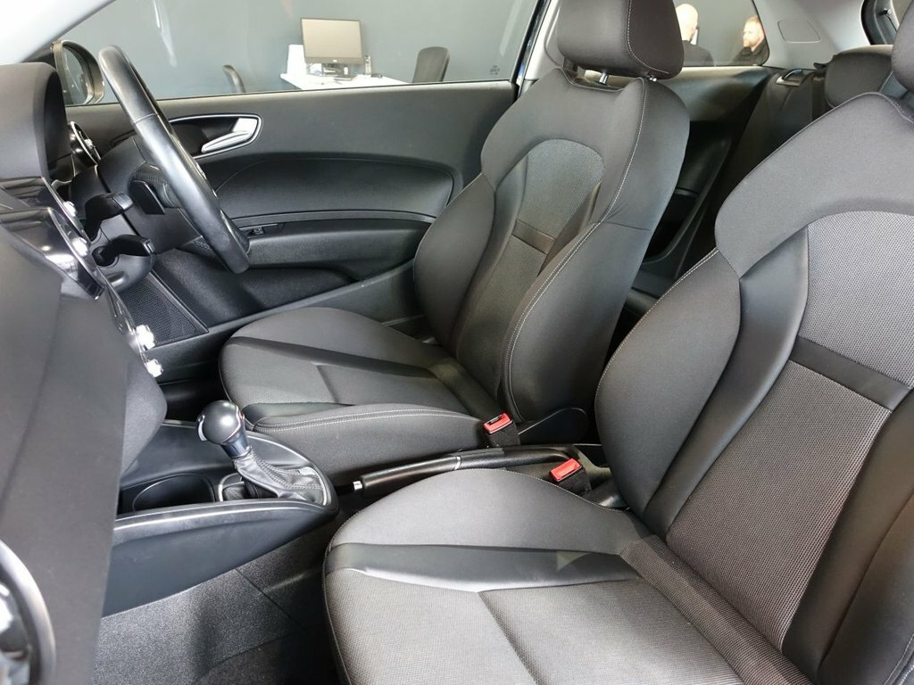 Audi A1 1.4L Sport FT18OYU Black #6
