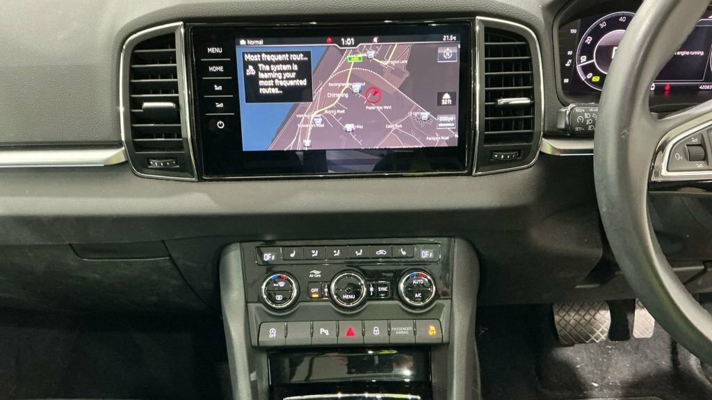Skoda Karoq Se Technology Silver #8