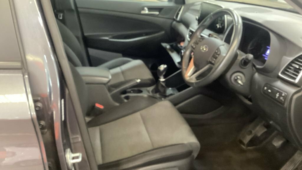 Hyundai Tucson 1.6L Se Nav Grey #2