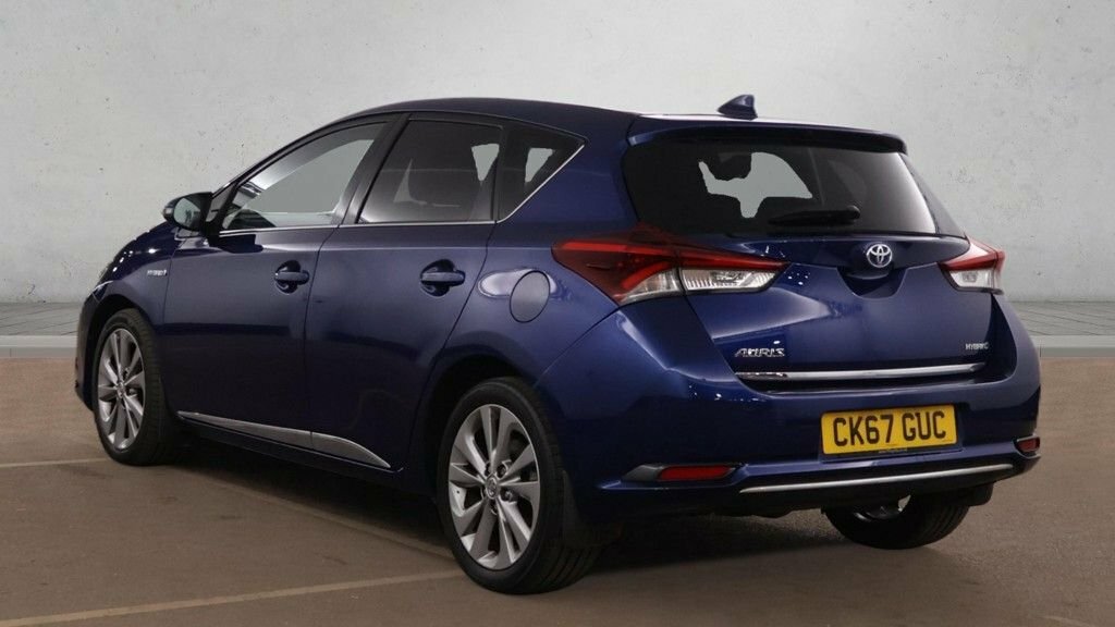 Toyota Auris 1.8L Excel Blue #4