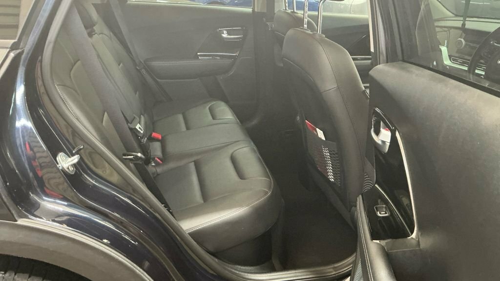 Kia Niro 1.6L 2 White #8