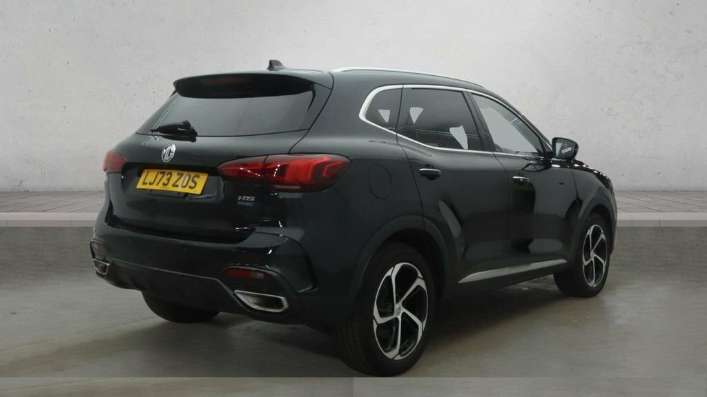 MG HS 1.5L Trophy Black #6