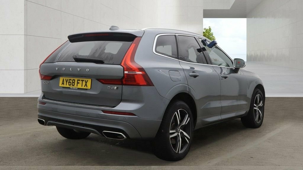Volvo XC60 2L R-design Grey #4
