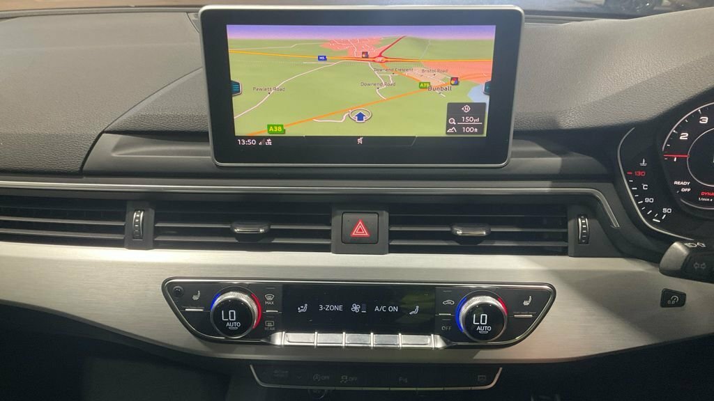 Audi A4 Avant 2L S Line Grey #3