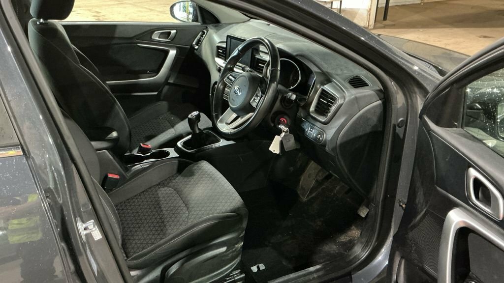Kia Ceed 1.6L 2 Grey #2