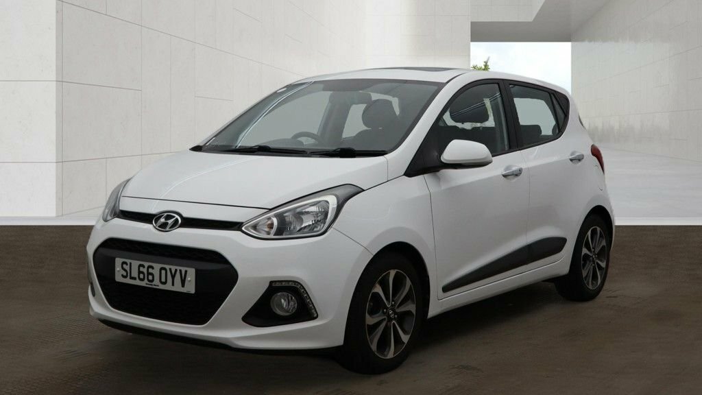 Hyundai I10 1.2L Premium Se White #2