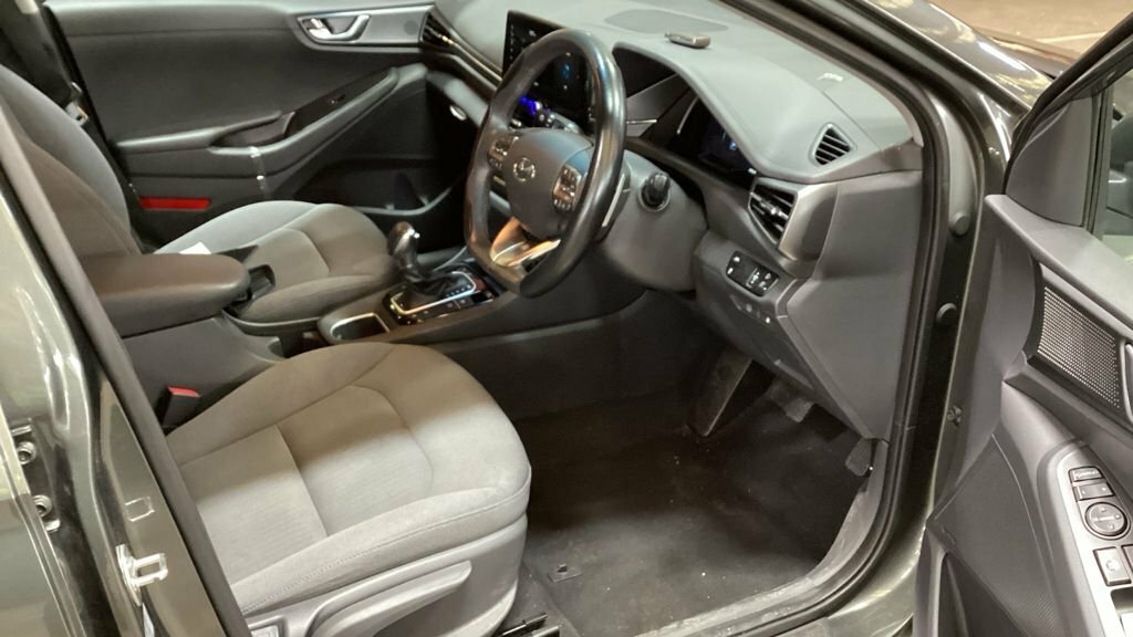 Hyundai Ioniq 1.6L Premium Grey #2