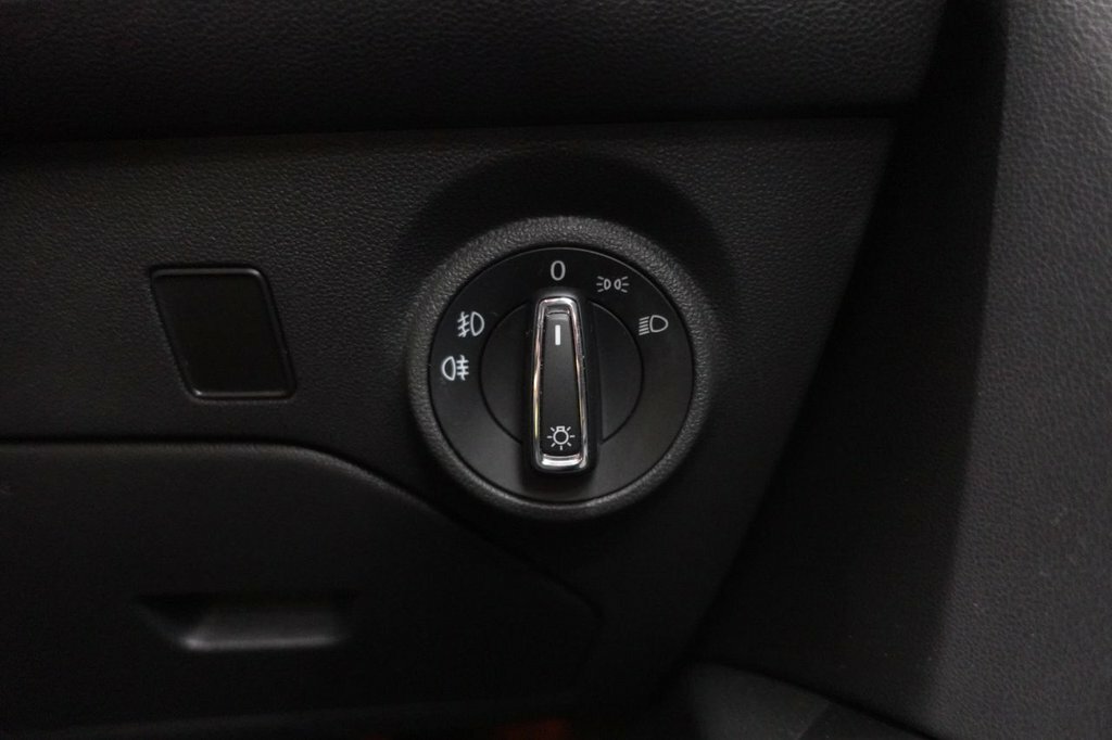 Seat Leon 1.2 Tsi Se Sport Coupe Euro 5 Ss White #22