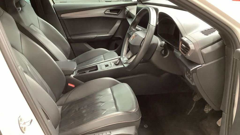 Cupra Formentor 1.5L V2 White #3