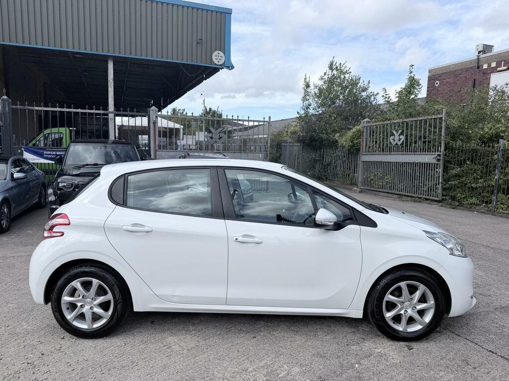 Peugeot 208 Hatchback Active 2014 White #8