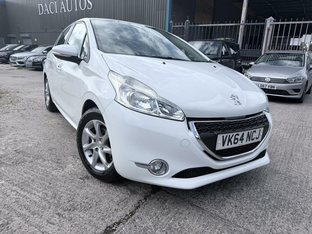 Peugeot 208 Active White