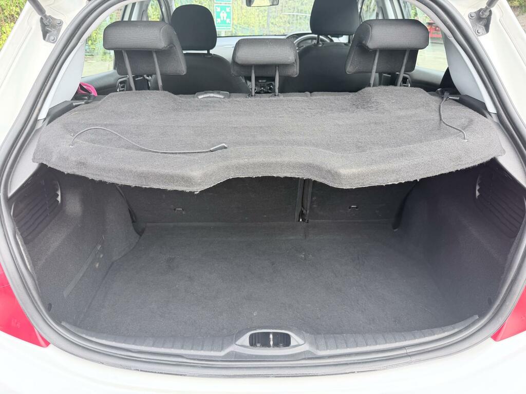 Peugeot 208 Hatchback Active 2014 White #15