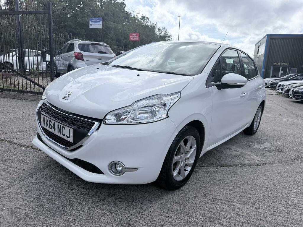 Peugeot 208 Active White #3