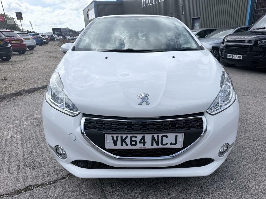 Peugeot 208 Active White #2