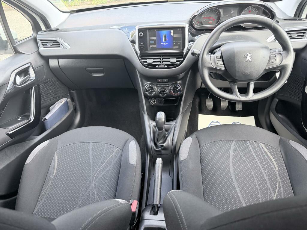 Peugeot 208 Hatchback Active 2014 White #9