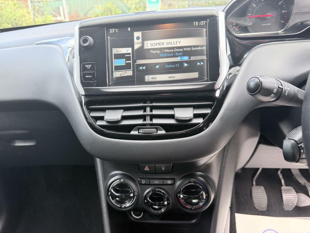 Peugeot 208 Hatchback Active 2014 White #12