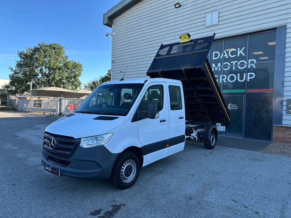 Mercedes-Benz Sprinter L3 Double Cab Steel Body, Tipper Tow Bar, Light B 