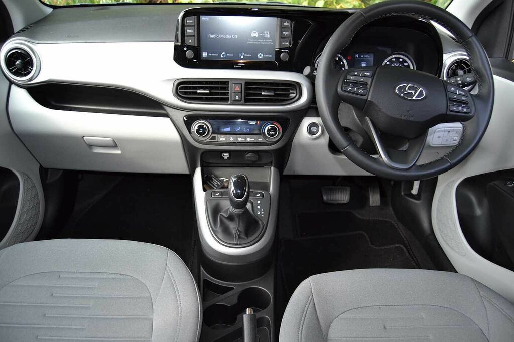 Hyundai I10 1.2 Mpi Premium Black #13