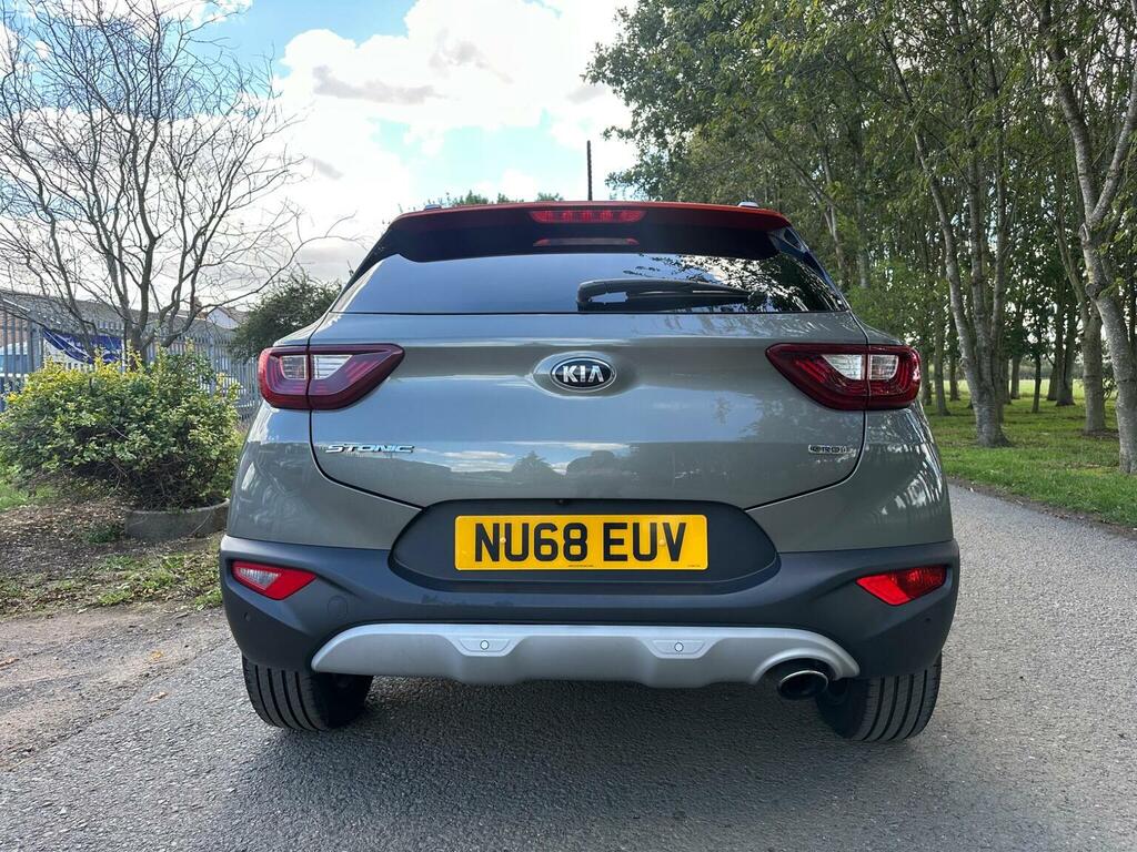 Kia Stonic 1.0 First Edition 118 Bhp Black #6