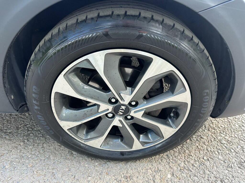 Kia Stonic 1.0 First Edition 118 Bhp Black #21