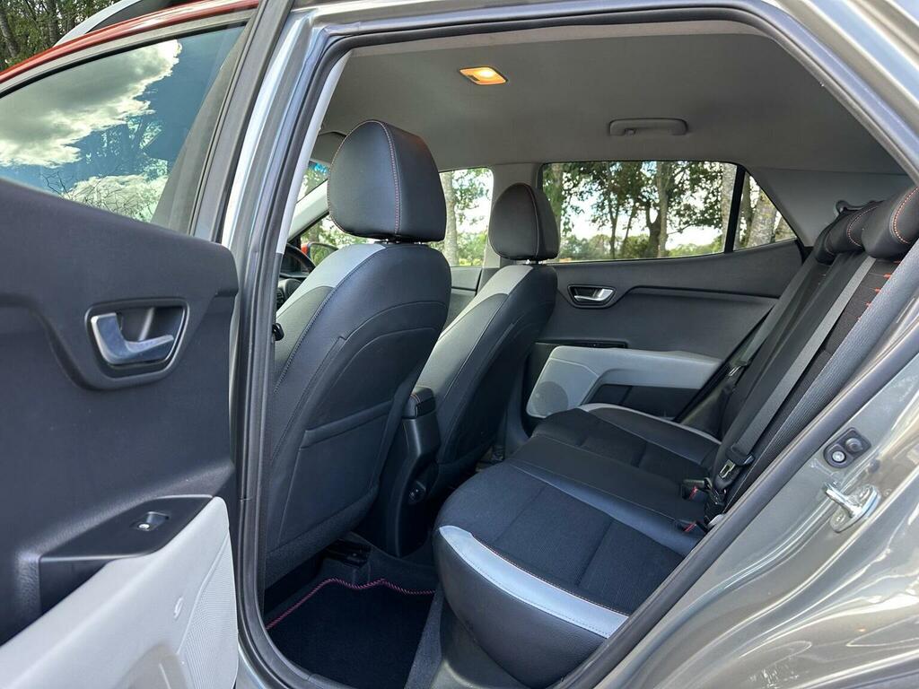 Kia Stonic 1.0 First Edition 118 Bhp Black #19